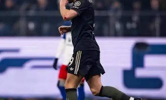 德甲奇迹！汉堡20场狂胜5场，排名不降反升，再赢3场稳保级