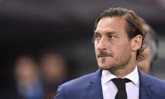 罗马迎来百年荣耀在望，闯入欧冠的关键时刻，一人地位超越托蒂与加斯佩里尼