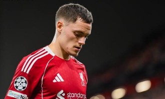 表现真的很挣扎！斯洛特1.4亿价格买他，却成了“麦8赫”的阻力